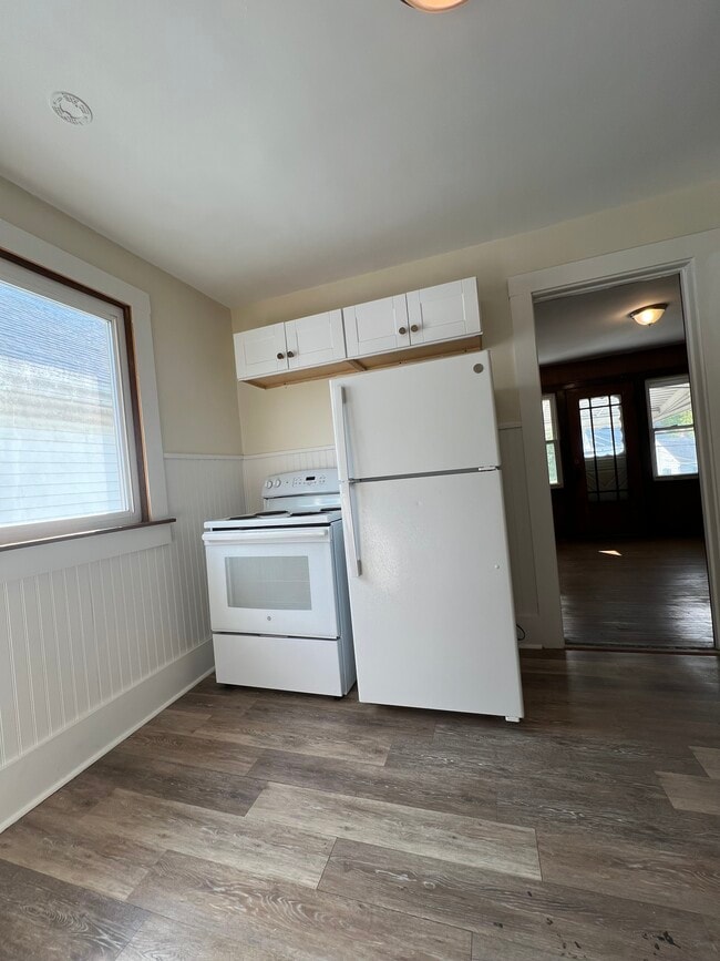 2868 McKoon Ave, Unit 2 in Niagara Falls, NY - Foto de edificio - Building Photo