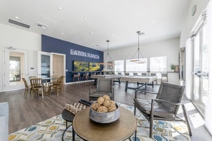 EATON RANCH APARTMENTS in Chico, CA - Building Photo