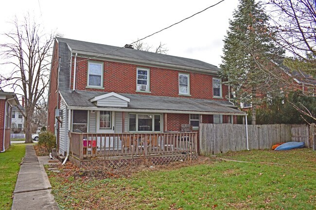 413 W Main St, Unit 415B in Lock Haven, PA - Building Photo - Building Photo
