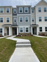 Room in Townhome on Kasota Ln in Raleigh, NC - Building Photo