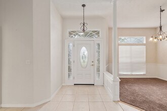 7013 NW 50th Terrace in Gainesville, FL - Building Photo - Building Photo