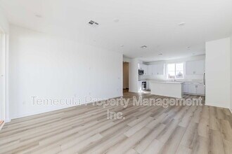 31374 Lolite Dr in Menifee, CA - Building Photo - Building Photo