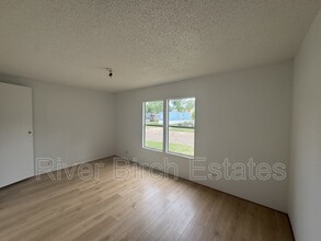 12182 State Hwy 64 in Tyler, TX - Building Photo - Building Photo