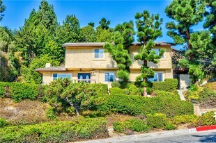 1951 Alpha St in South Pasadena, CA - Building Photo