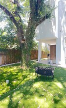 2921 SW 38th Ct in Miami, FL - Building Photo - Building Photo