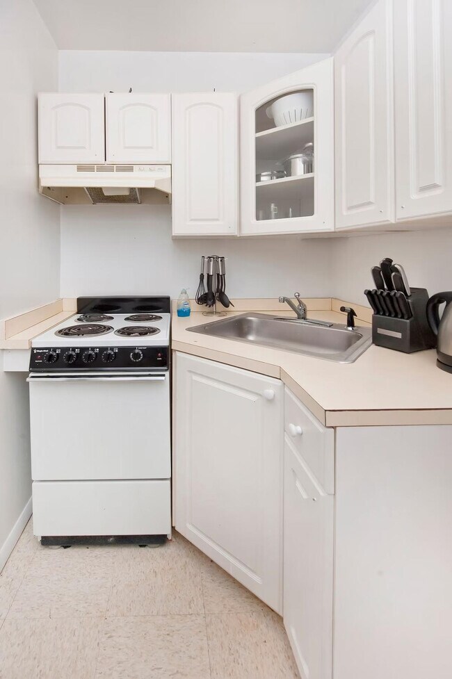 333 E 95th St, Unit SI ID1032055P in New York, NY - Foto de edificio - Building Photo