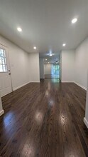 1406 Eastus Dr in Dallas, TX - Building Photo - Building Photo