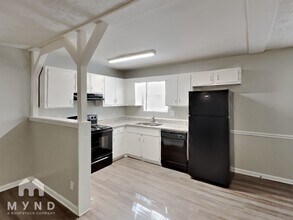 546 Hardy Way in Hiram, GA - Foto de edificio - Building Photo