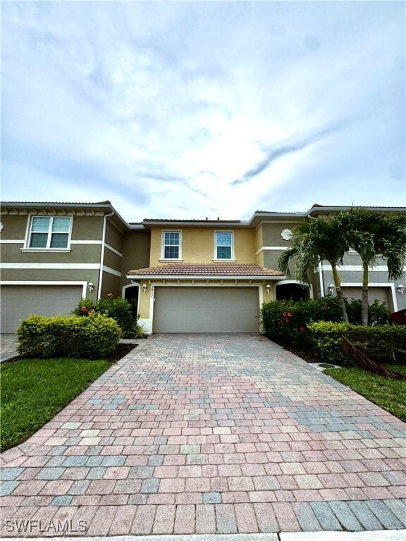 3812 Tilbor Circle in Ft. Myers, FL - Building Photo - Building Photo