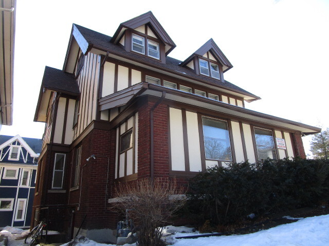 149 E Gilman St in Madison, WI - Foto de edificio