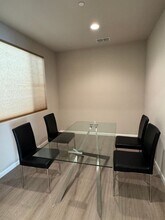 532 Aspen Pl in East Palo Alto, CA - Building Photo - Building Photo