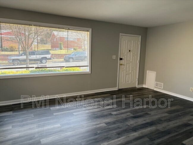 1235 Chaplin St SE in Washington, DC - Building Photo - Building Photo