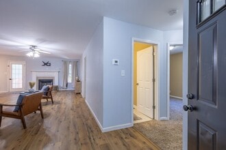 356 Andrew Dr in Clarksville, TN - Foto de edificio - Building Photo