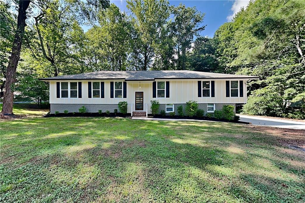 3832 Meadow Ln in Marietta, GA - Building Photo