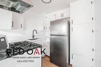 7395 Emily Ln in Downey, CA - Building Photo - Building Photo