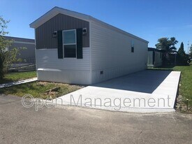 3000 Brookpark Rd in Cleveland, OH - Building Photo