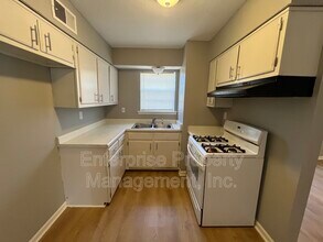 2452 Chattering Ln in Memphis, TN - Building Photo - Building Photo