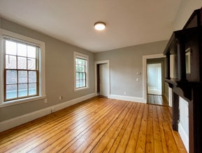 104 Sheldon St in Providence, RI - Building Photo - Building Photo