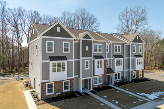 The Vineyard at Bennett's Creek Quarter in Suffolk, VA - Building Photo - Building Photo