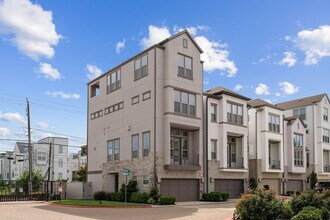 803 Algona Ave in Houston, TX - Building Photo - Building Photo