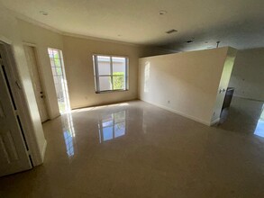 7623 NW 60th Ln in Parkland, FL - Building Photo - Building Photo