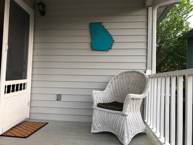 592 Spencer St NW in Atlanta, GA - Foto de edificio - Building Photo