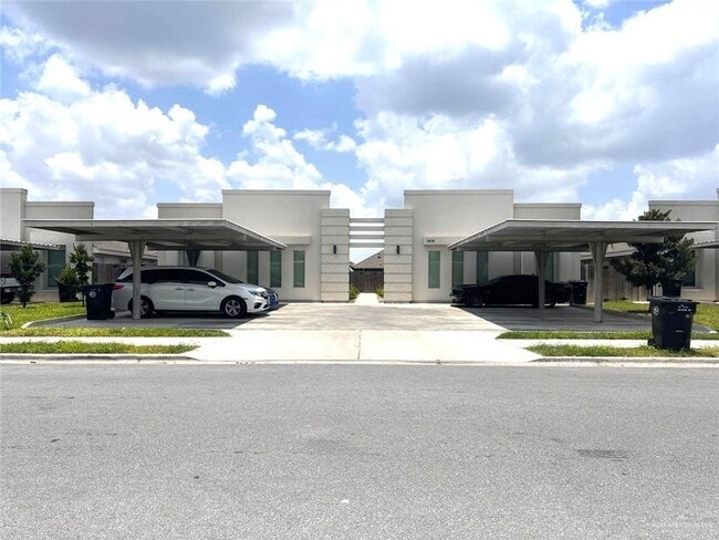 property at 1405 Alta Vista Dr