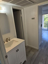 27725 Mountain Meadow Rd, Unit Hidden Meadows condos in Escondido, CA - Building Photo - Building Photo