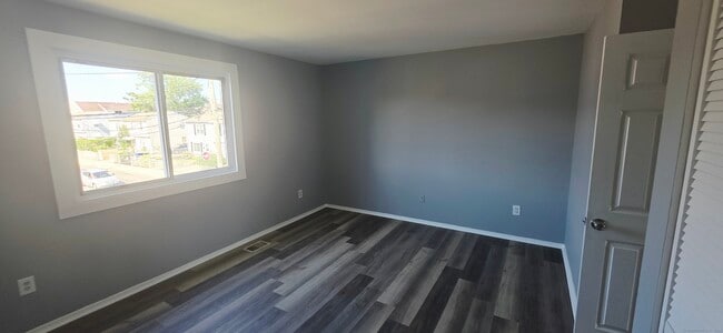 66 Sherman St in Bridgeport, CT - Building Photo - Building Photo