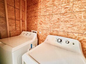 1200 Banister Ln in Austin, TX - Building Photo - Building Photo