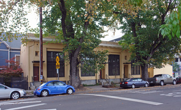 1701-1707 15th St in Sacramento, CA - Building Photo - Building Photo