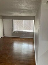 4667 N Trenton Ave in Tulsa, OK - Foto de edificio - Building Photo