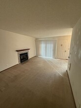 25072 Copa Del Oro Dr in Hayward, CA - Building Photo - Building Photo