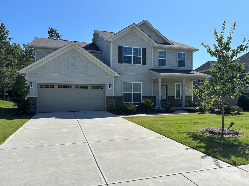 611 Southstone Dr in Stallings, NC - Building Photo