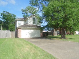 16810 Deck Ct in Crosby, TX - Building Photo