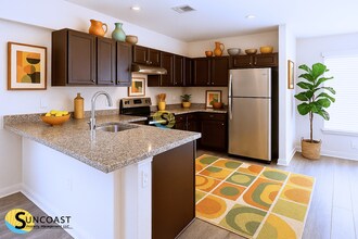 27066 Adams St in Punta Gorda, FL - Foto de edificio - Building Photo