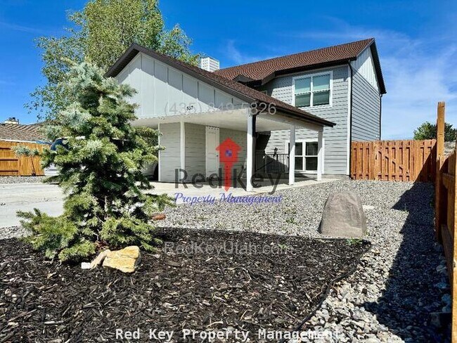 553 Smelter Rd in Tooele, UT - Building Photo - Building Photo