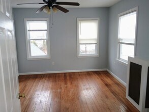 14 Randall St in Taunton, MA - Building Photo - Building Photo