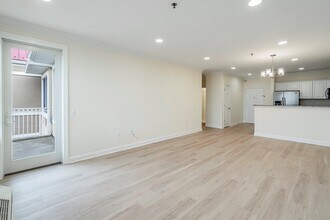 30 Constitution Way in Jersey City, NJ - Building Photo - Building Photo