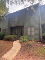 4117 The Oaks Dr in Raleigh, NC - Building Photo