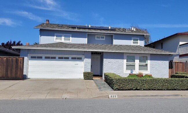 property at 925 Flying Fish St