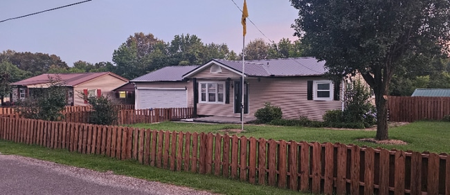 property at 76 Hazlewood Dr