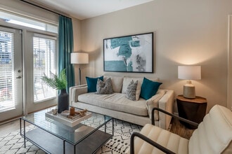 Willows at the University in Charlotte, NC - Foto de edificio - Building Photo