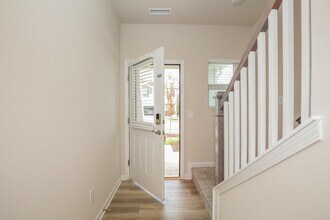 1028 Cherry Stem Rd in Haw River, NC - Building Photo - Building Photo