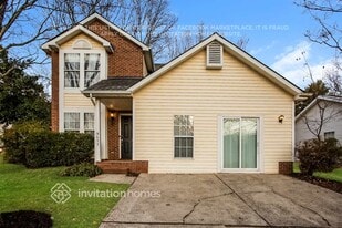 9411 White Cedar Ct in Charlotte, NC - Building Photo