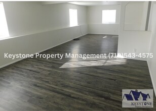 285 W Owl Ct in Pueblo West, CO - Building Photo - Building Photo