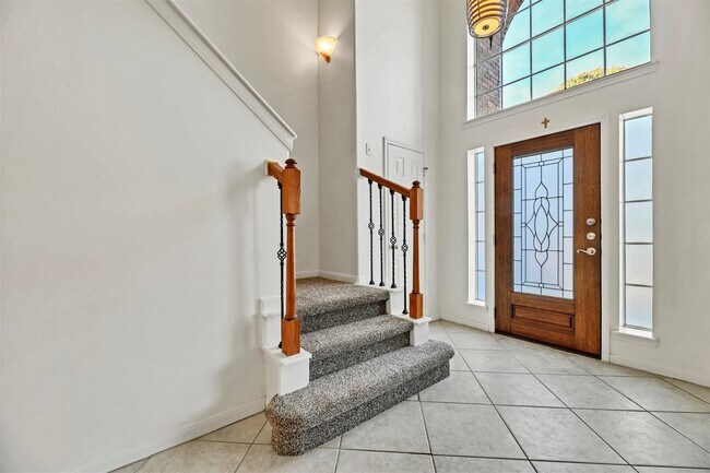 1802 Whispering Forest Dr in Houston, TX - Building Photo - Building Photo
