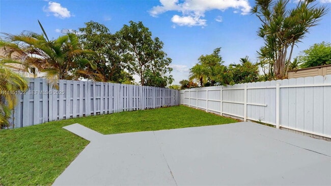 917 SW 135th Ct in Miami, FL - Building Photo - Building Photo