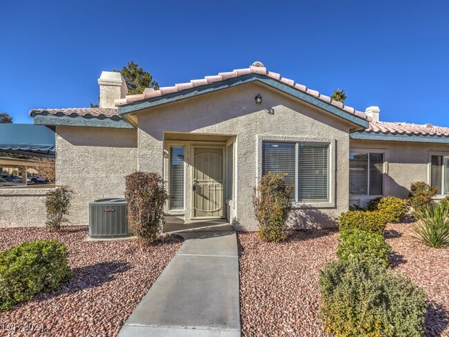 3425 E Russell Rd in Las Vegas, NV - Building Photo - Building Photo