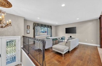 2289 Brookside Dr in Martinsville, NJ - Building Photo - Building Photo